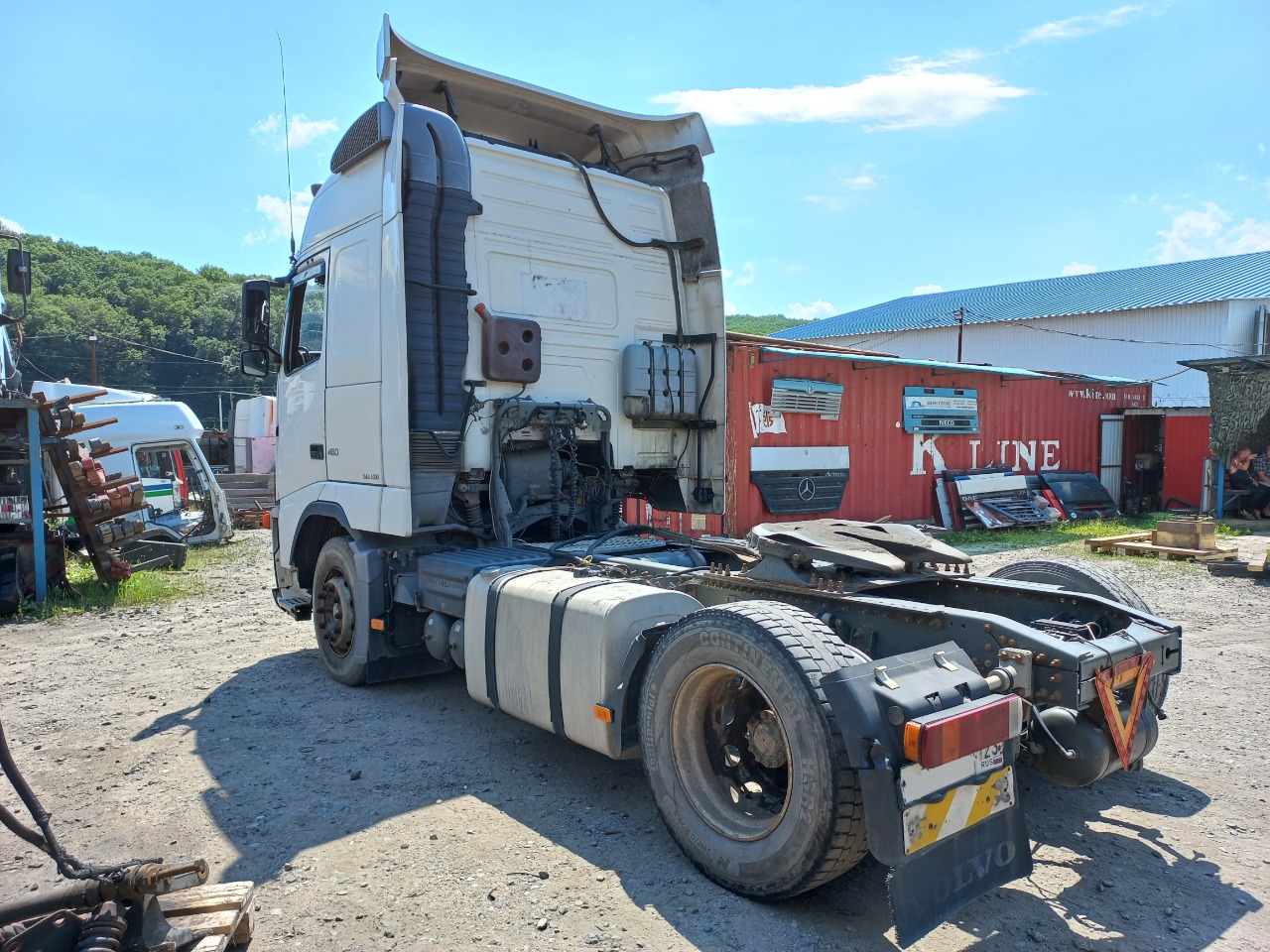 Разбор Volvo FH12 2004 г.в. в Славянске-на-Кубани | Авторазбор «RuDiesel»