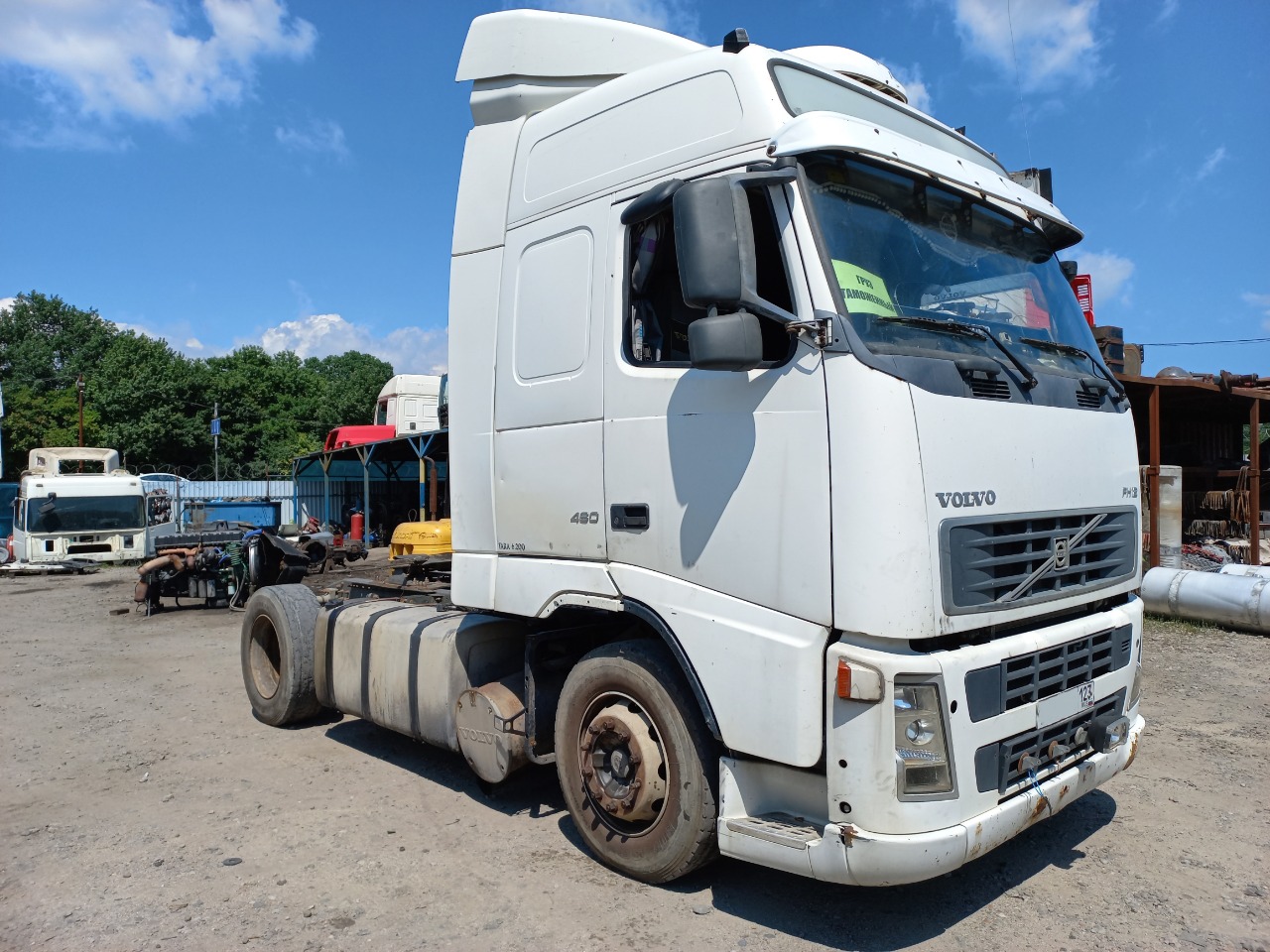 Разбор Volvo FH12 2004 г.в. в Славянске-на-Кубани | Авторазбор «RuDiesel»