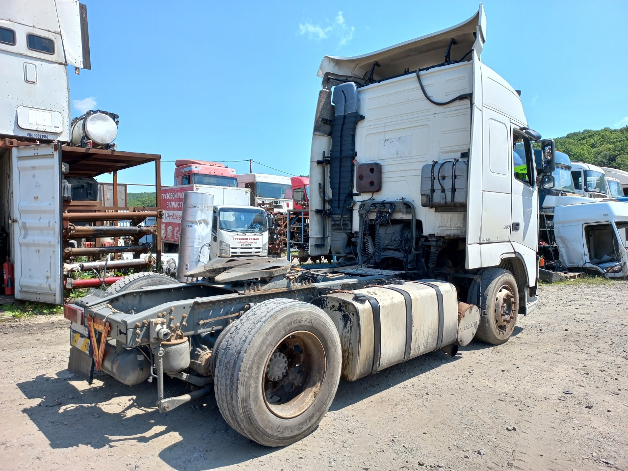 Разбор Volvo FH12 2004 г.в. в Славянске-на-Кубани | Авторазбор «RuDiesel»