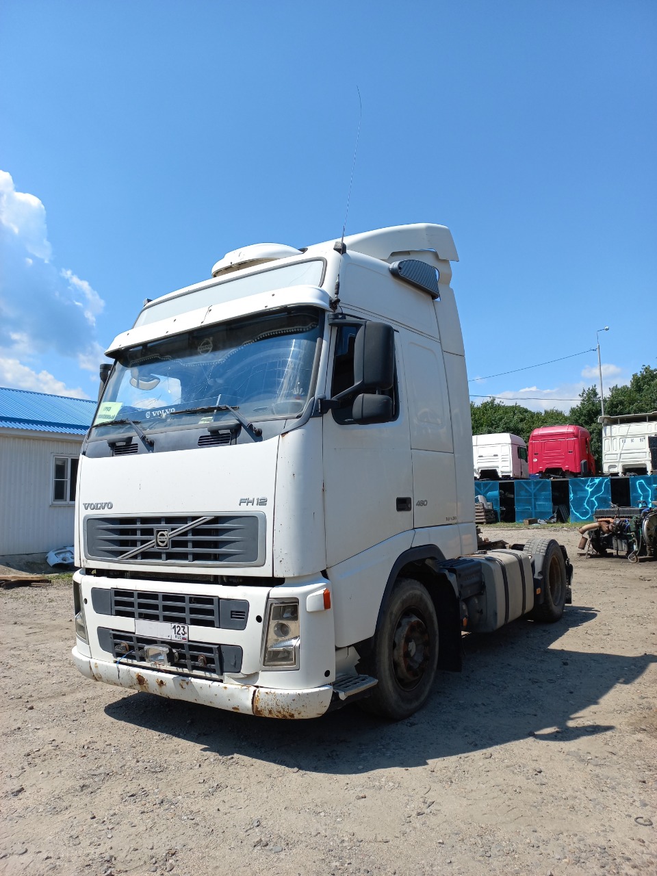 Разбор Volvo FH12 2004 г.в. в Славянске-на-Кубани | Авторазбор «RuDiesel»